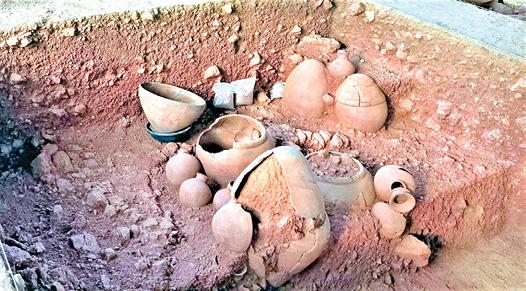தமிழக அகழாய்வும், விளம்பர அரசியலும்..