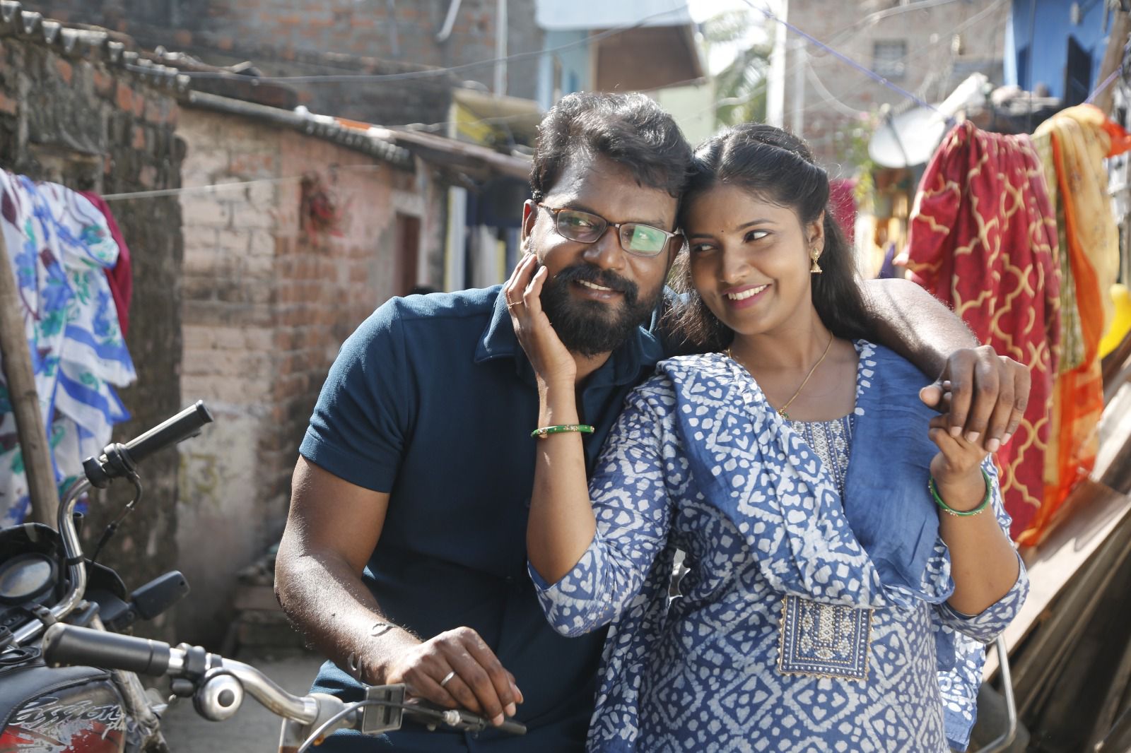 “காத்துவாக்குல ஒரு காதல்” படத்தின் விமர்சனம்