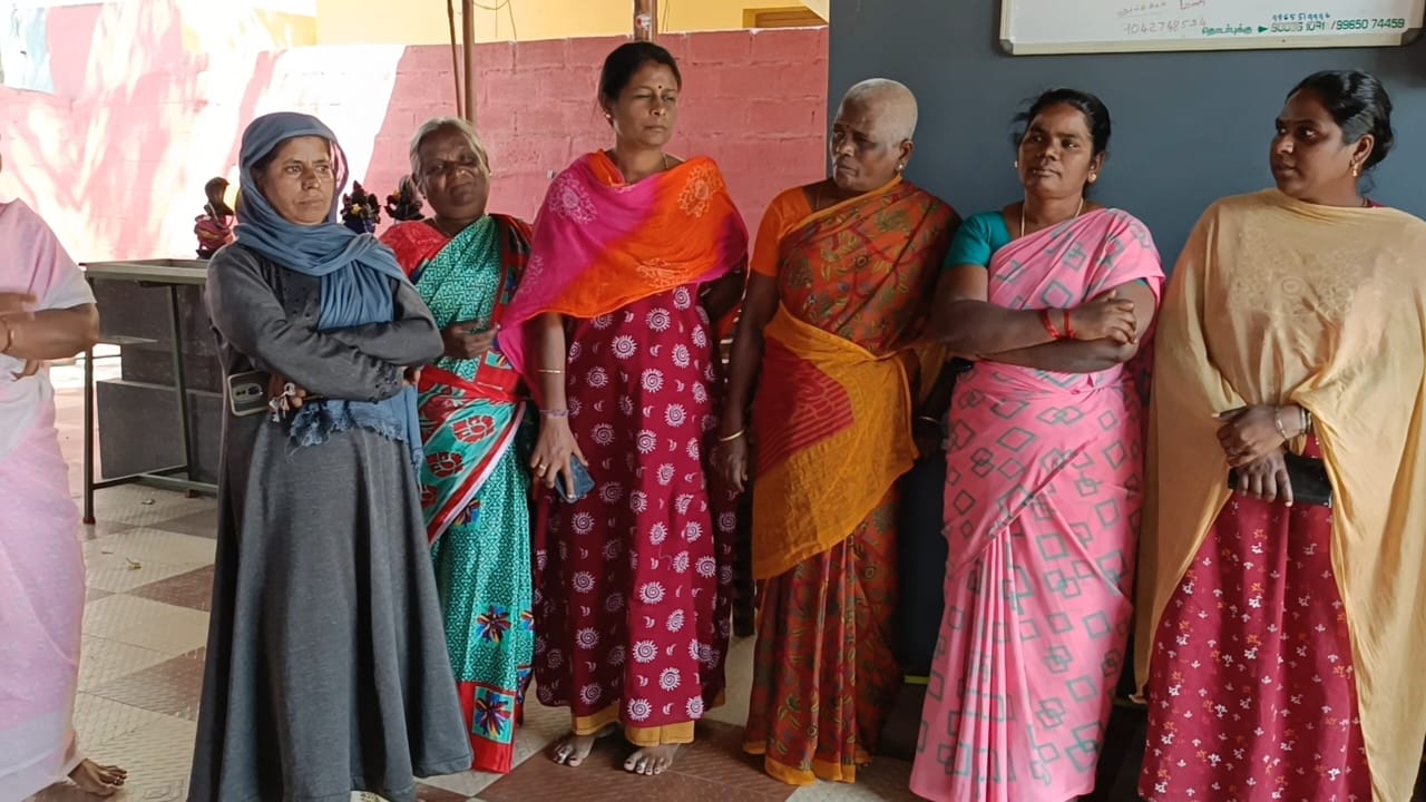 பல்லடம் நகராட்சி நிர்வாக சீர்கேட்டை கண்டித்து, தேர்தல் புறக்கணிப்பு போராட்டம் அறிவித்த பொதுமக்கள் !