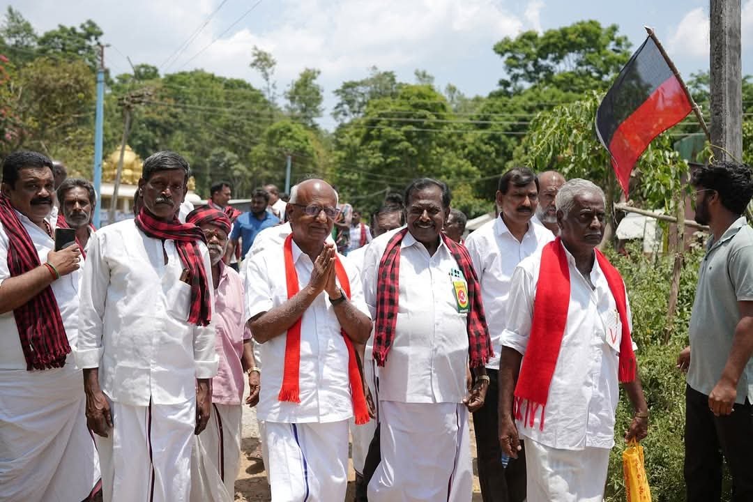 பழனியில் கம்யூனிஸ்டுக்கு எதிராக கொந்தளிக்கும் இளைஞர்கள் !