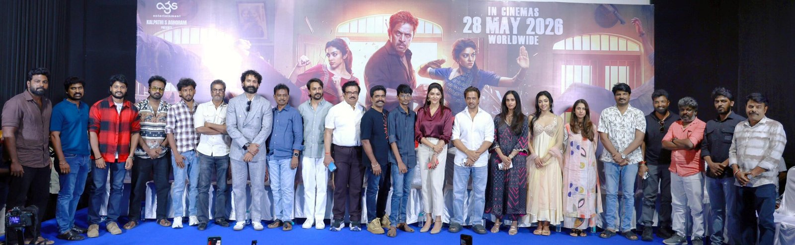 “பிளாஸ்ட்” படக்குழுவினரின் பத்திரிகையாளர் சந்திப்பு !