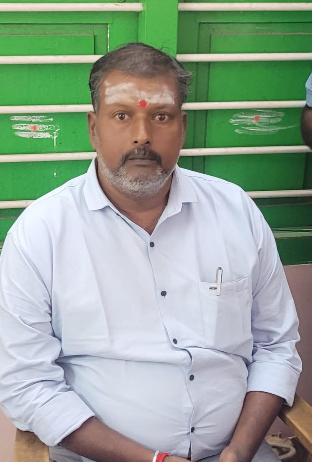 ஒப்பந்ததாரரிடம் 30 ஆயிரம் லஞ்சம் வாங்கிய ஊராட்சி செயலாளர் கைது ! பல்லடம் அருகே பரபரப்பு !